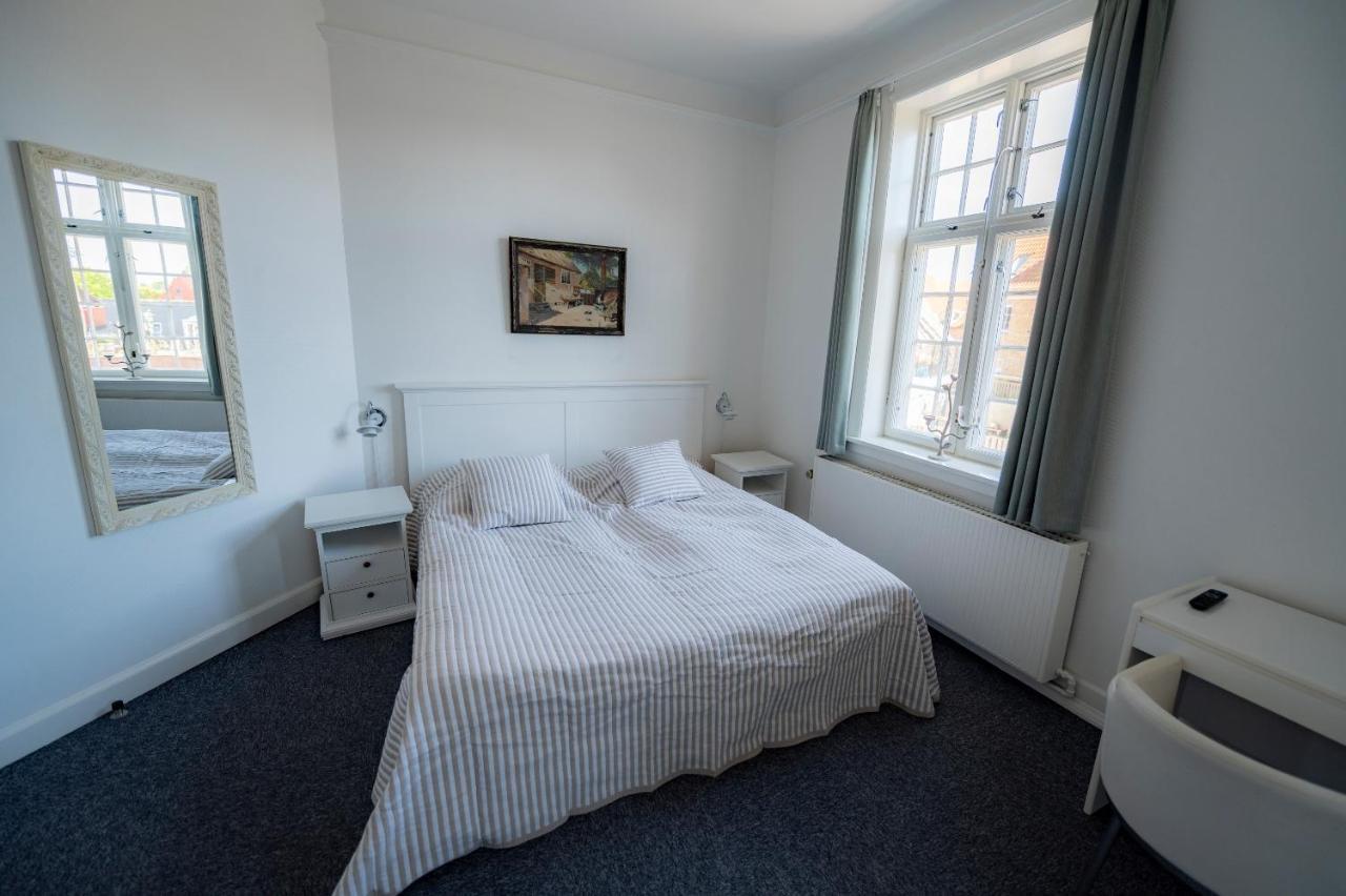 Det Gamle Posthus Rønne Exterior foto